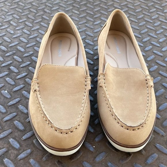 Easy Spirit Women Shown Tan Leather Upper Flat Loafer Slip On Size 6.5M - Picture 2 of 10